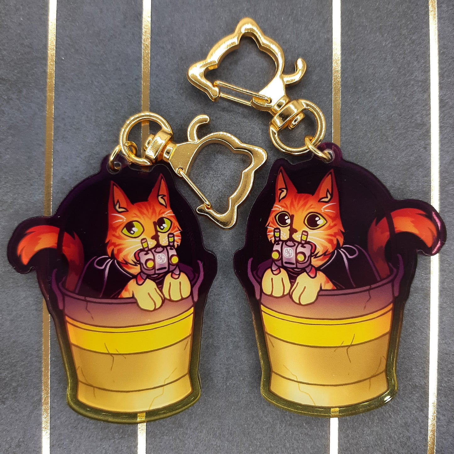 Stray cat charm [AUS/NZ ONLY]