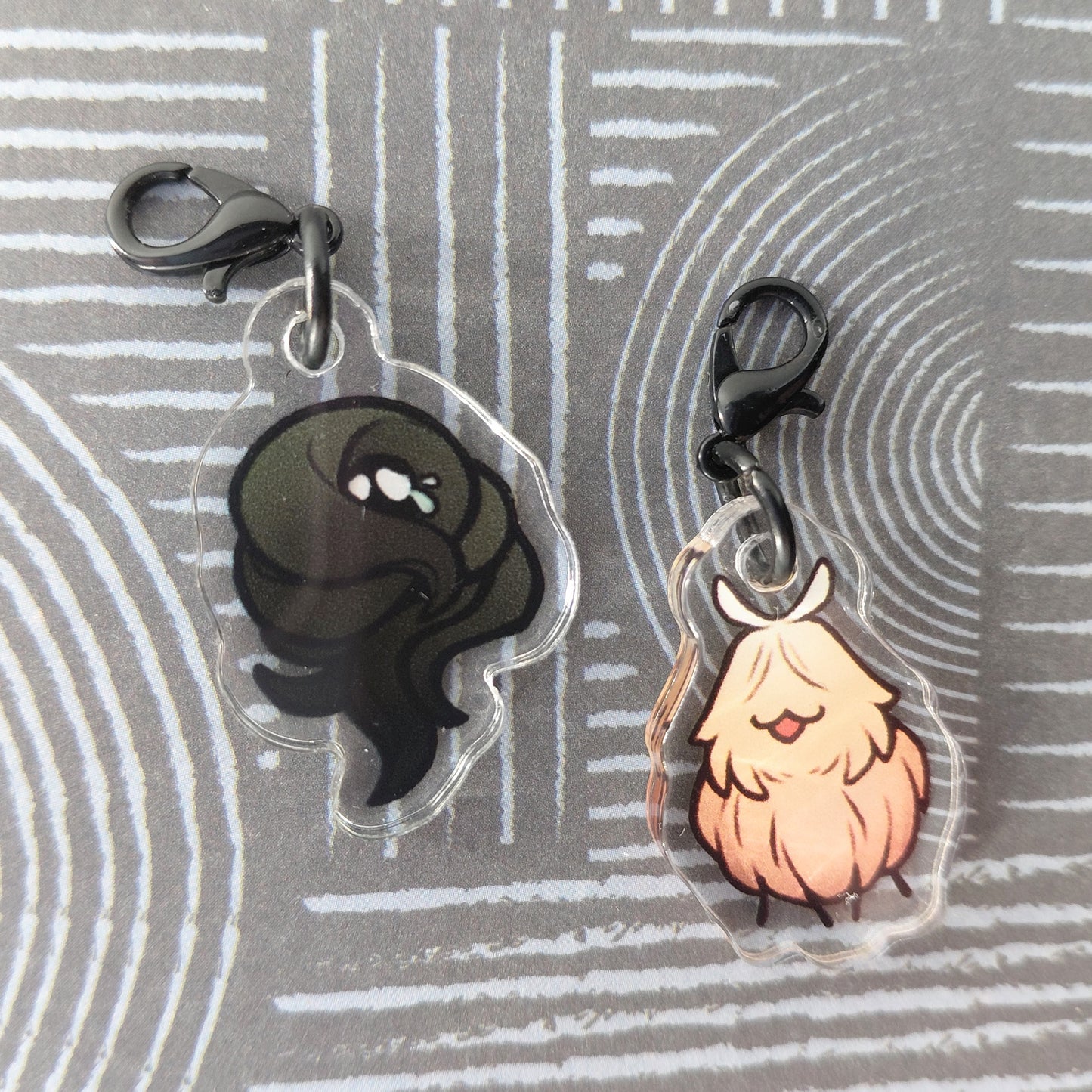 Silksong 2-piece charm [AUS/NZ ONLY]